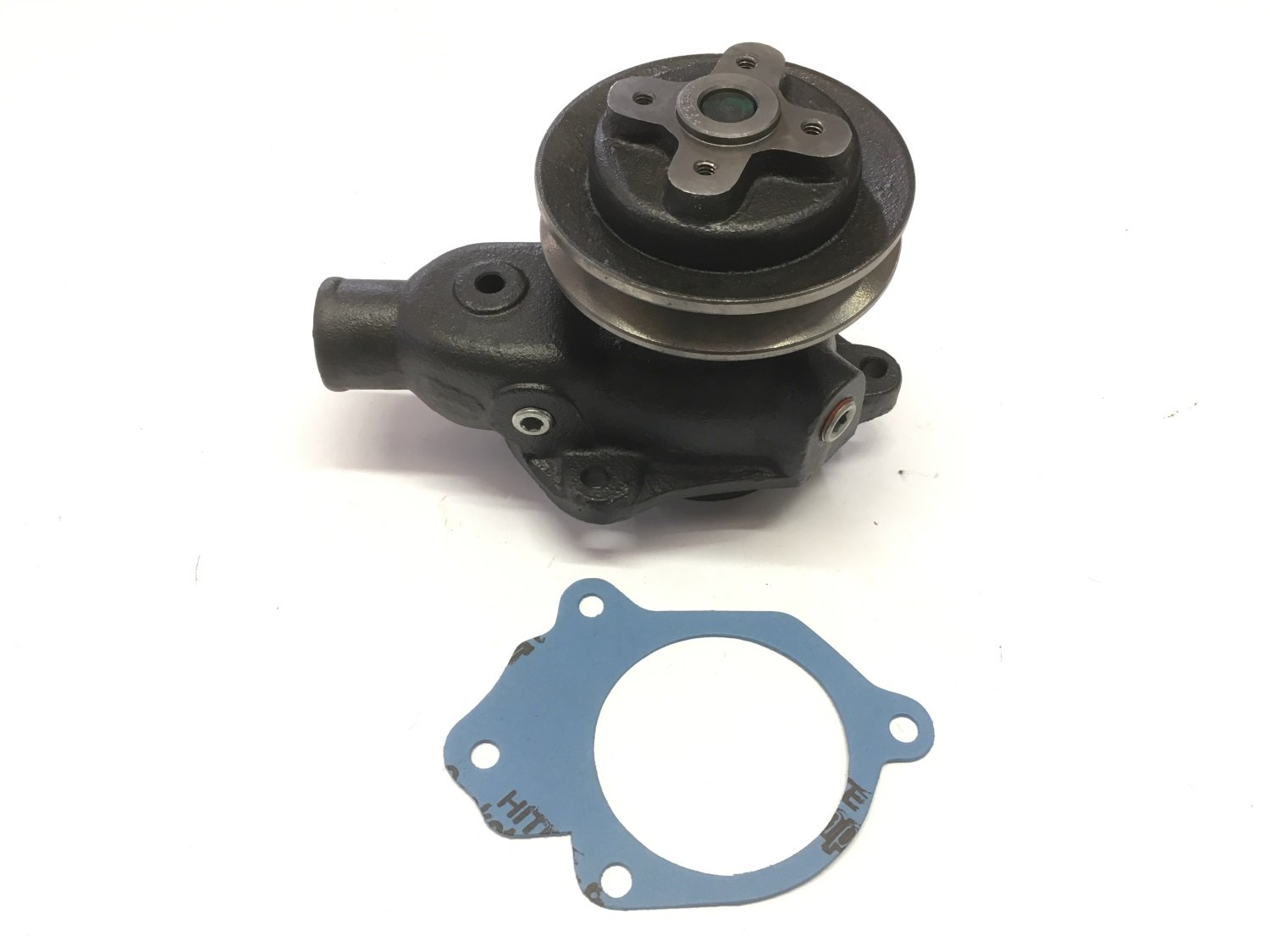Water pump with plugs for heater connection