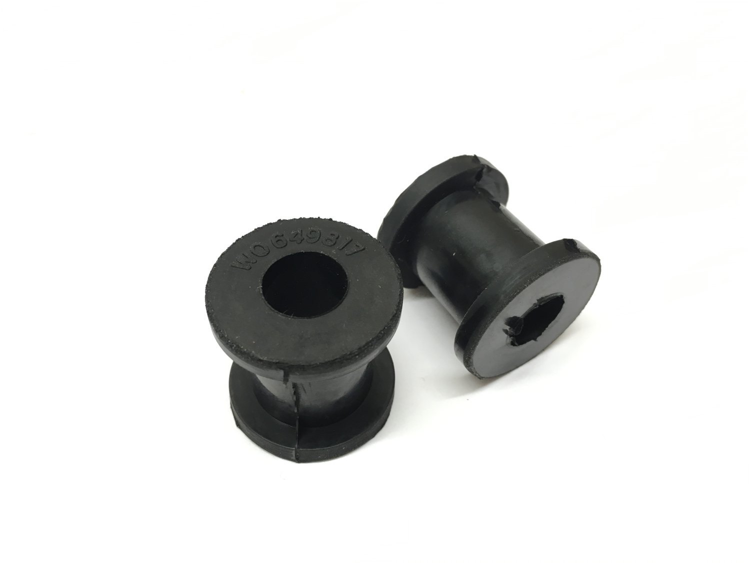 BUSHING, generator mounting (Mseries) Desmet Jeepparts