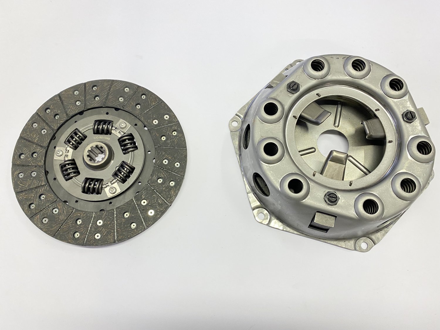 SET, CLUTCH DRIVE PLATE and PRESSURE PLATE assy Desmet Jeepparts